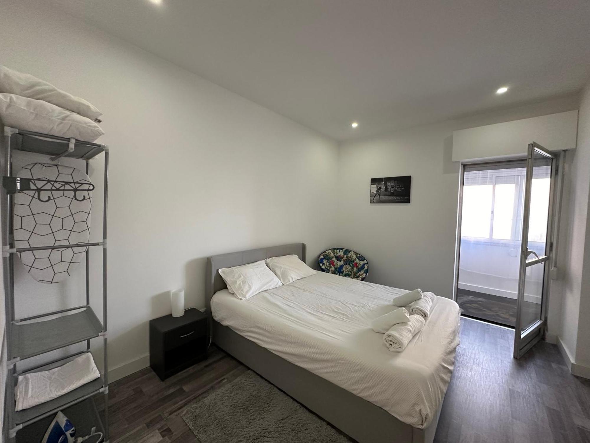 Sea View Apartment & 4 Minutes Walk To The Beach Paço de Arcos Exteriér fotografie